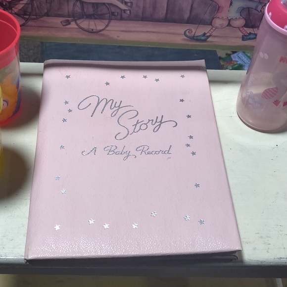 🍭 Antique 1942 Baby Book 🍭 - Picture 4 of 8